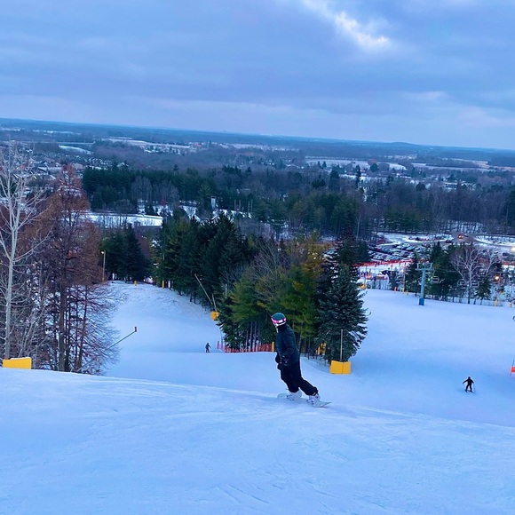 Meet your Posher, Marissa - Picture 1 of 1